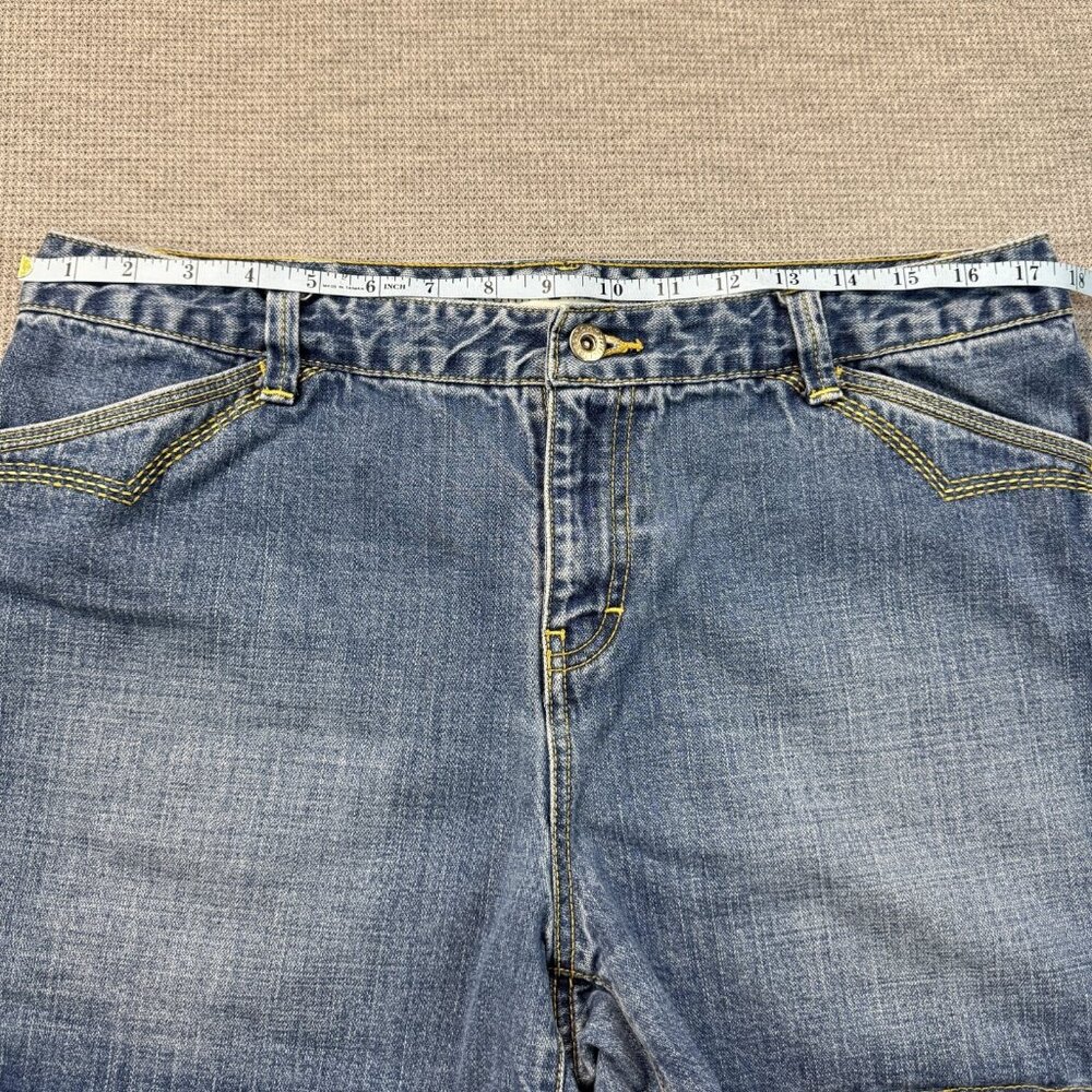 Tommy Hilfiger Womens Shorts Blue Denim Cotton Medium Wash Slash Pocket Size 12 - Picture 4 of 12